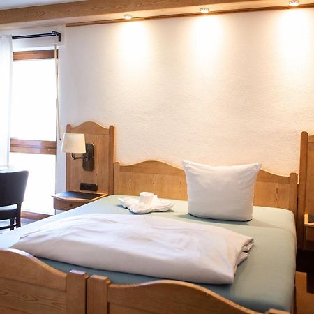 Waldhotel Koenig Von Rom Waldesch Exterior photo