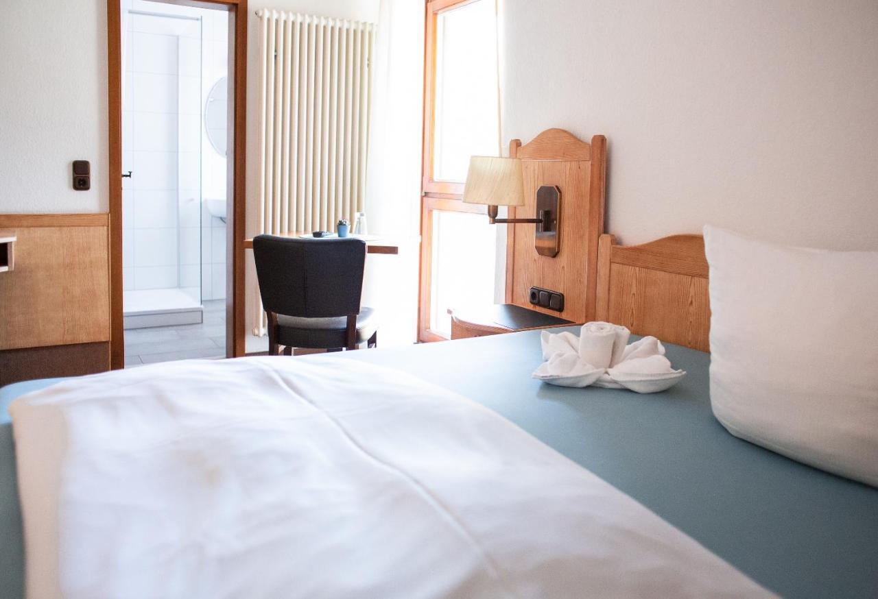 Waldhotel Koenig Von Rom Waldesch Exterior photo